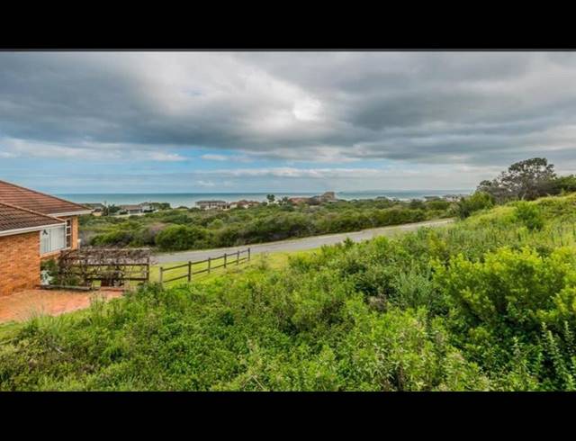 LAND FOR SALE IN OUTENIQUA STRAND